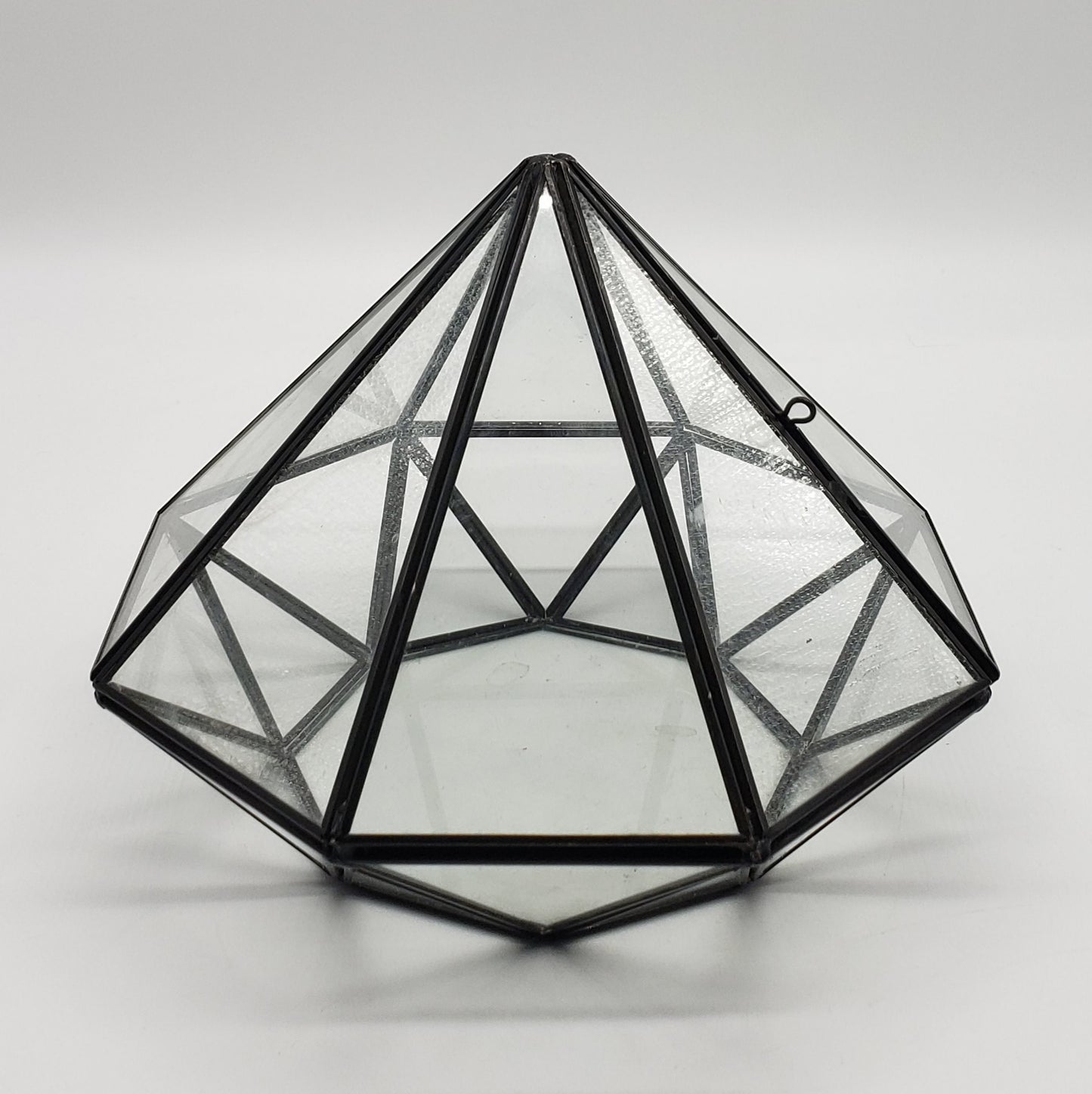 Geometric diamond terrarium plant holder