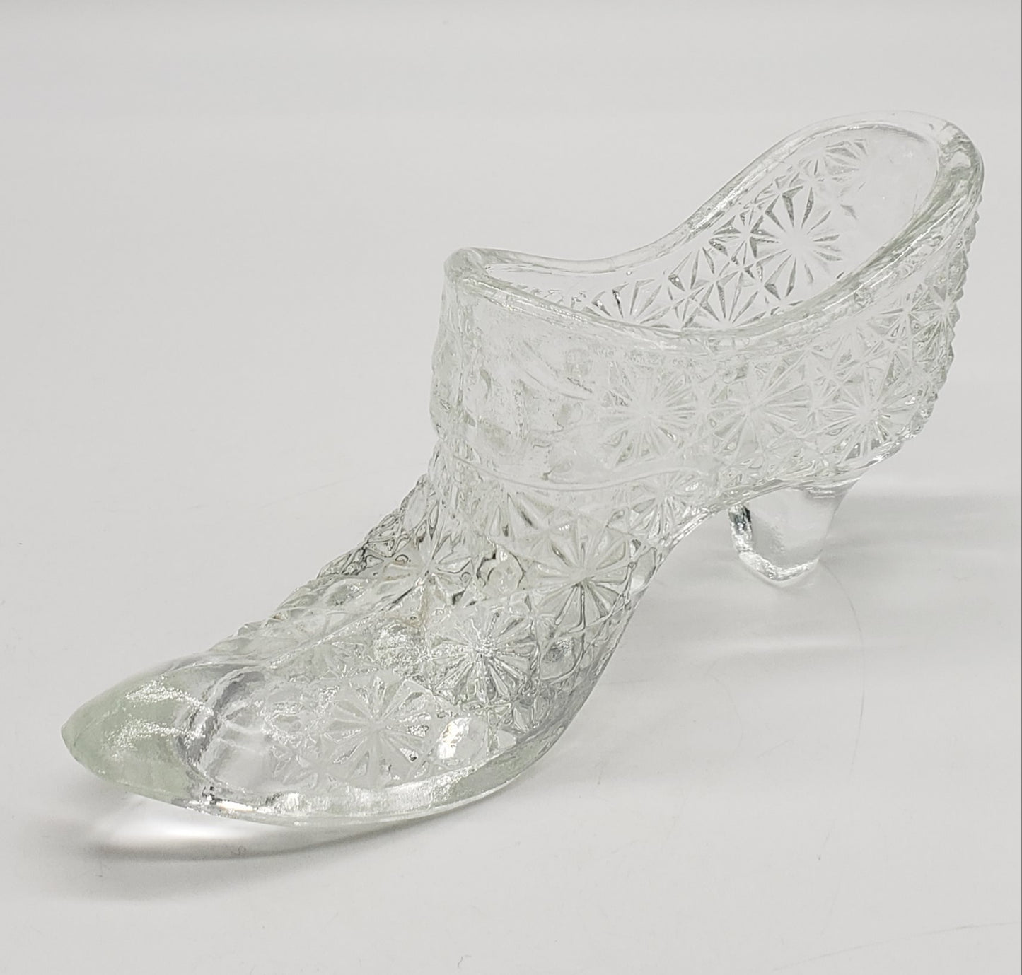 Fenton Clear Button & Daisy Glass Shoe