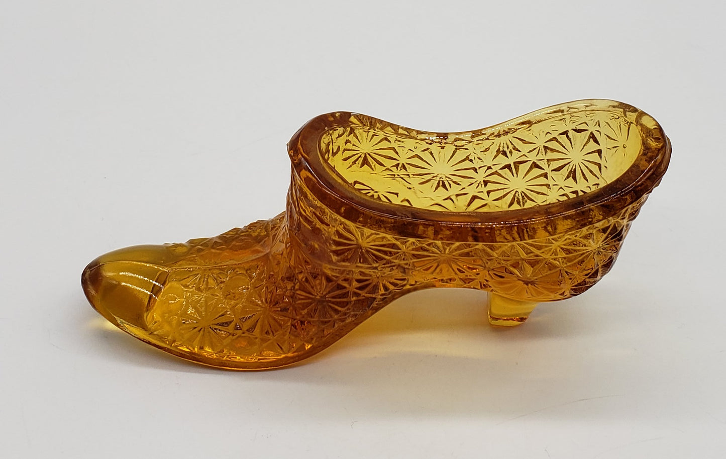 FENTON ART GLASS SHOE SLIPPER BOOT "DAISY & BUTTON" AMBER