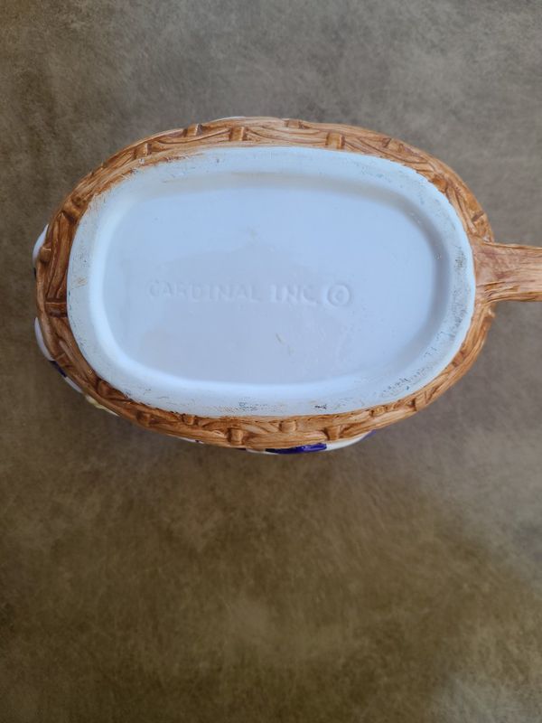 Cardinal Inc Gravy Boat