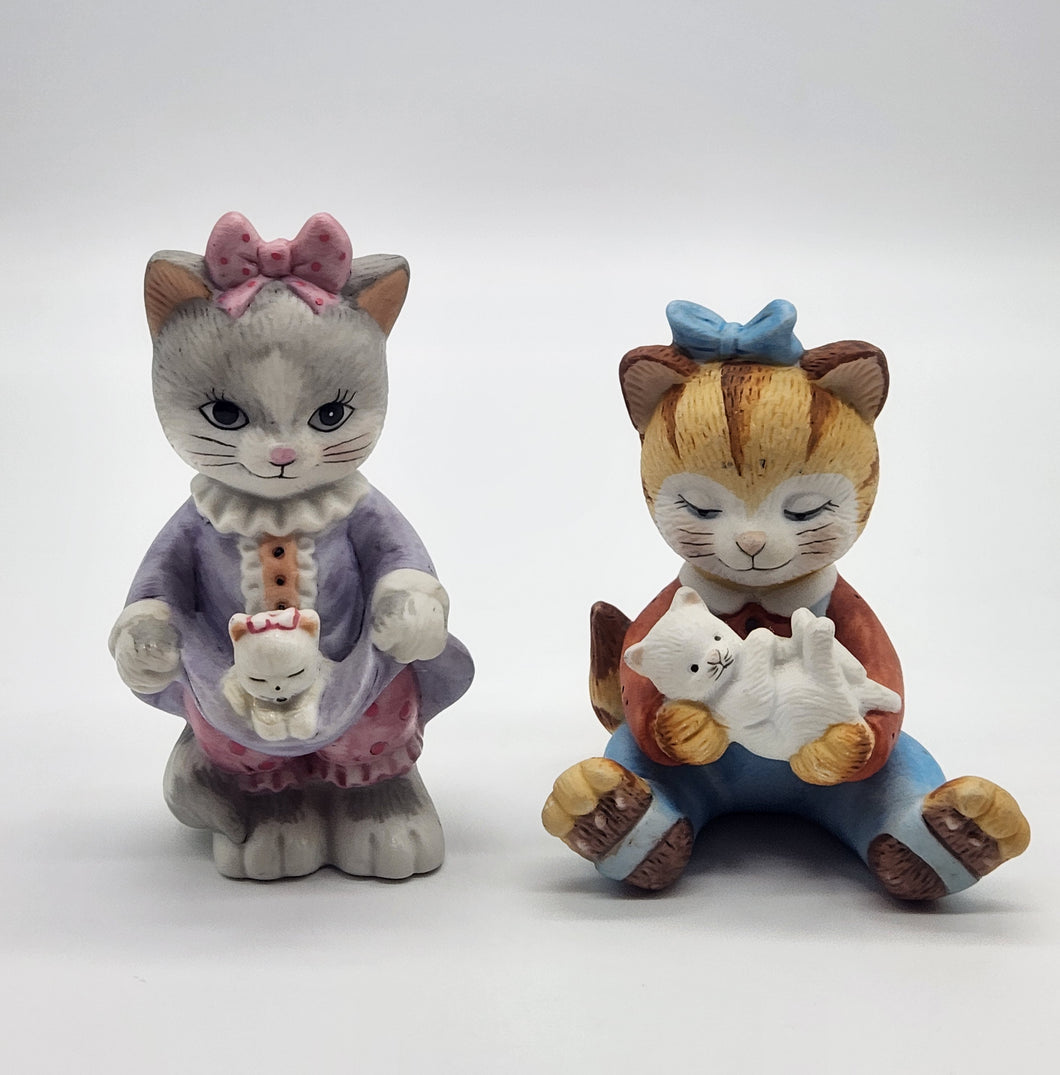 Vintage Pair of Bronson Collectibles BC Porcelain Cat Figurines