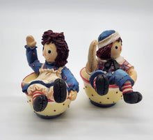 Load image into Gallery viewer, Enesco Raggedy Ann And Andy Filled To The Brim With Love
