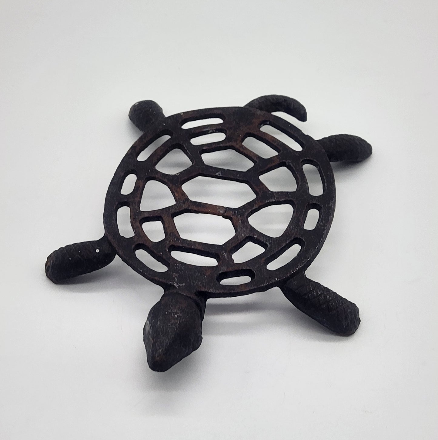 V.G. Inc Taiwan Black metal Trivet TURTLE 7" x 6"