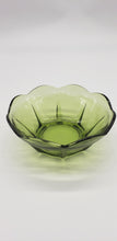 Load image into Gallery viewer, Green Berry Bowl / Dessert Bowl

