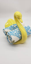Load image into Gallery viewer, Ceramic Swan Towel Holder
