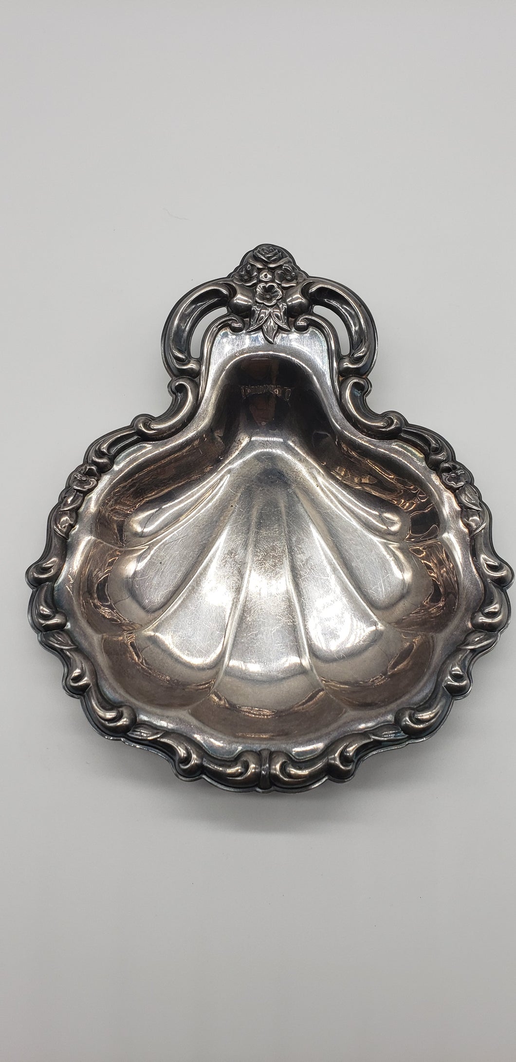 International Silver Co Silver Plate COUNTESS Shell Serving Dish