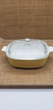 Load image into Gallery viewer, Corning Ware Yellow 1 Qt Casserole Dish with lid
