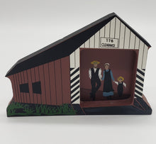 Load image into Gallery viewer, Covered Bridge and The Amish Dress Shelia&#39;s Collectibles 1993 AMS03 II

