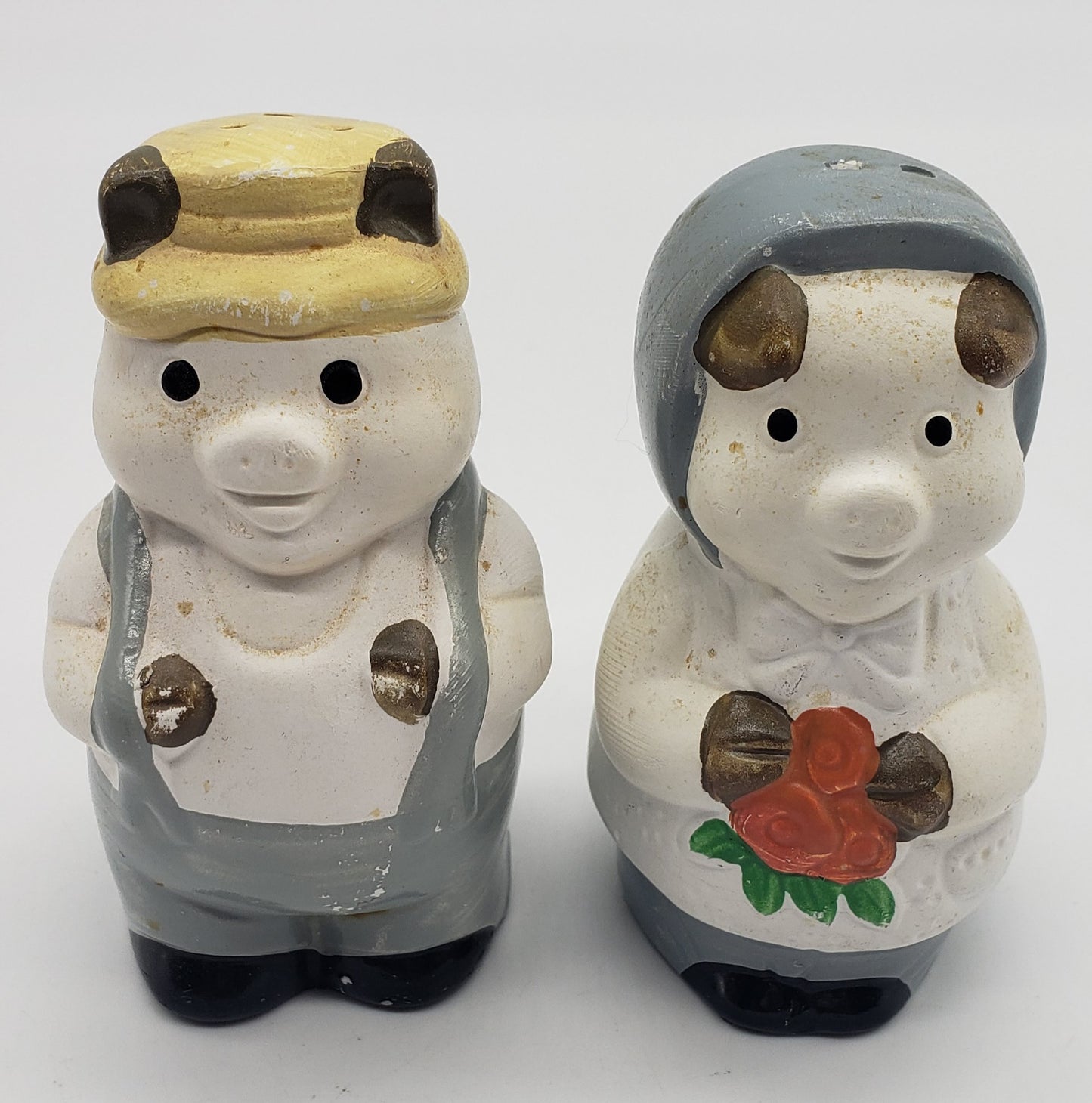 Pig man and woman salt and pepper shakers