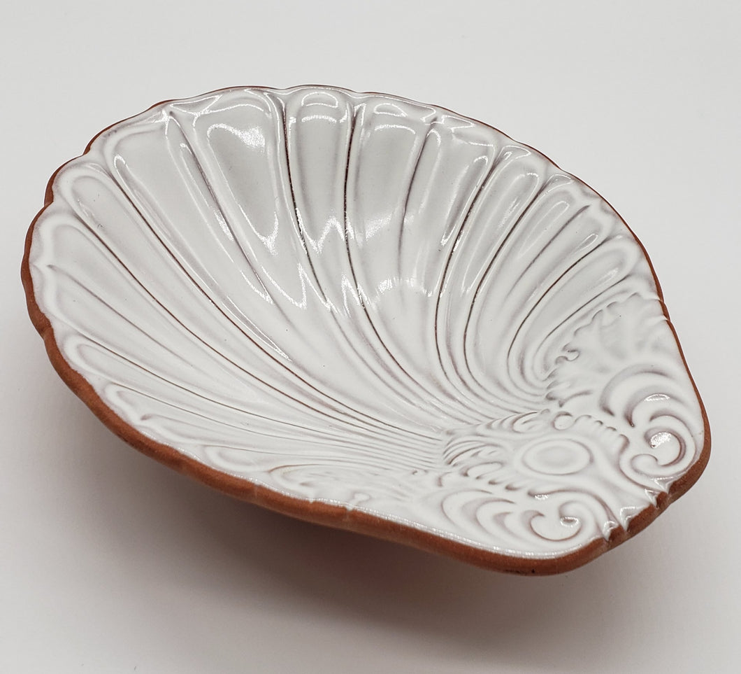 Loneoak & Co Pottery Sea Shell Shaped Terracotta with White Glaze Bowl Dish