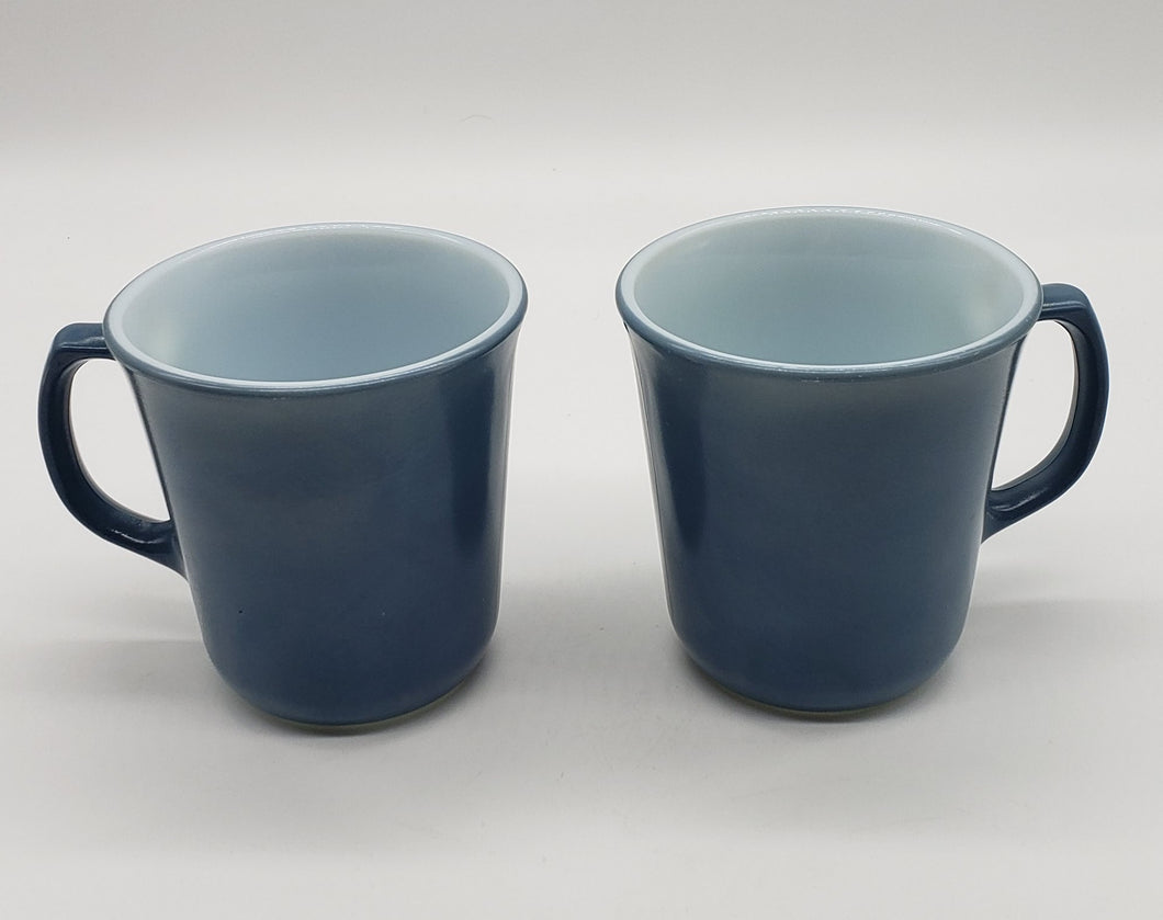 Pyrex Mugs D-handle, Set of 2