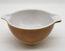 Load image into Gallery viewer, Pyrex 441 Cinderella Nesting Batter Bowl
