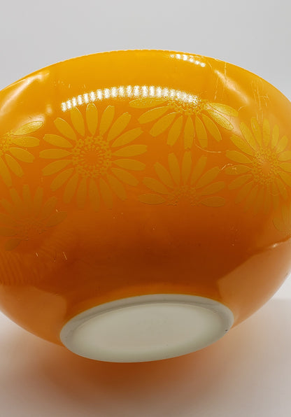 Pyrex 444 Orange Yellow Daisy Sunflower Cinderella Mixing Bowl