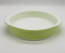 Load image into Gallery viewer, Pyrex 221 Lime Green Round Pan
