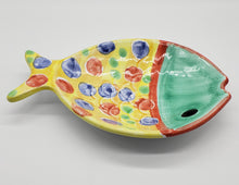 Load image into Gallery viewer, Decorative Hand Painted Fish Wall Hanging Italian Pottery -3
