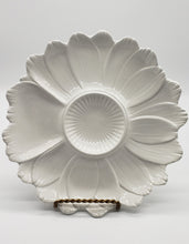 Load image into Gallery viewer, Artichoke Daisy Plates
