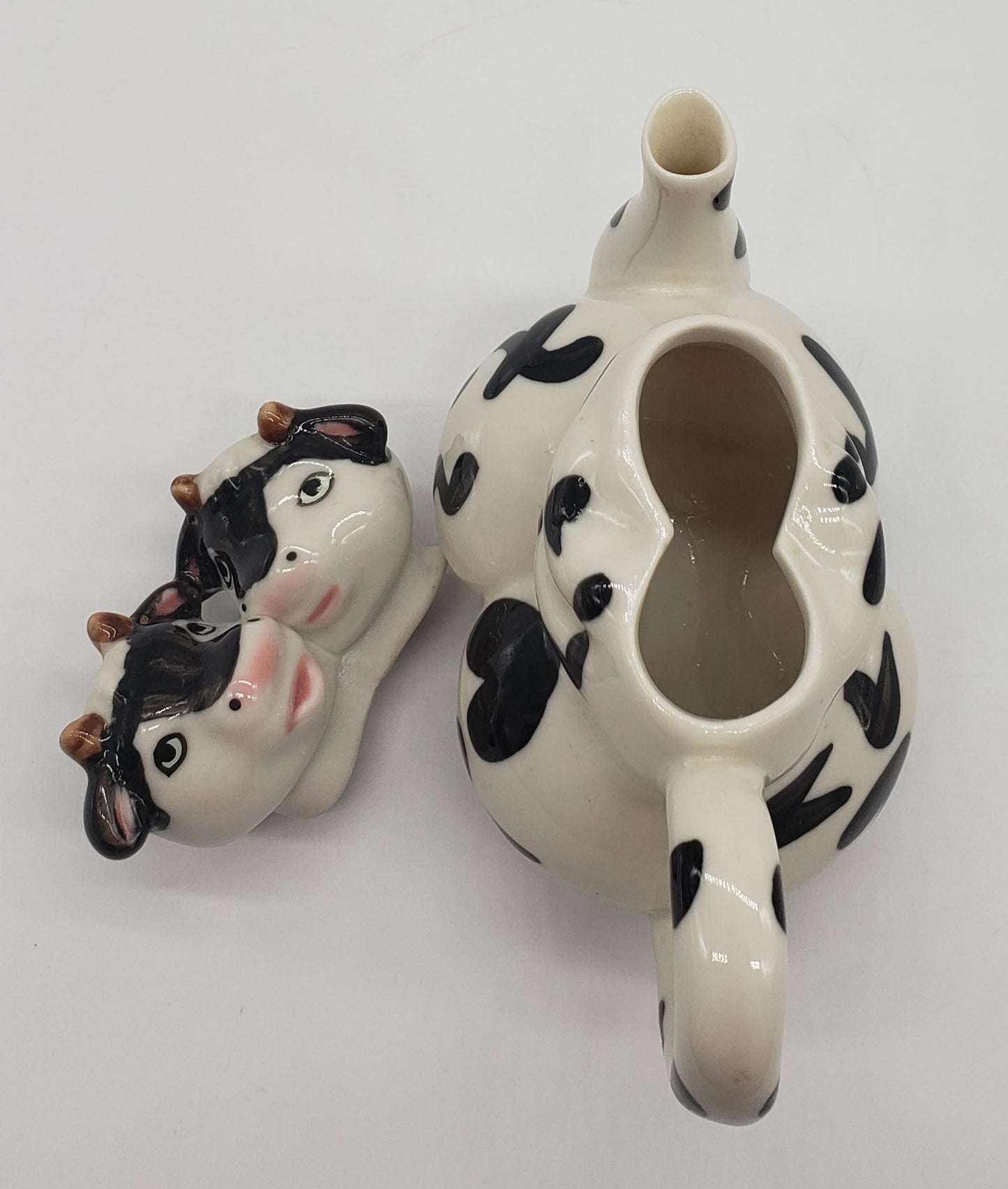 Hugging Cows Creamer