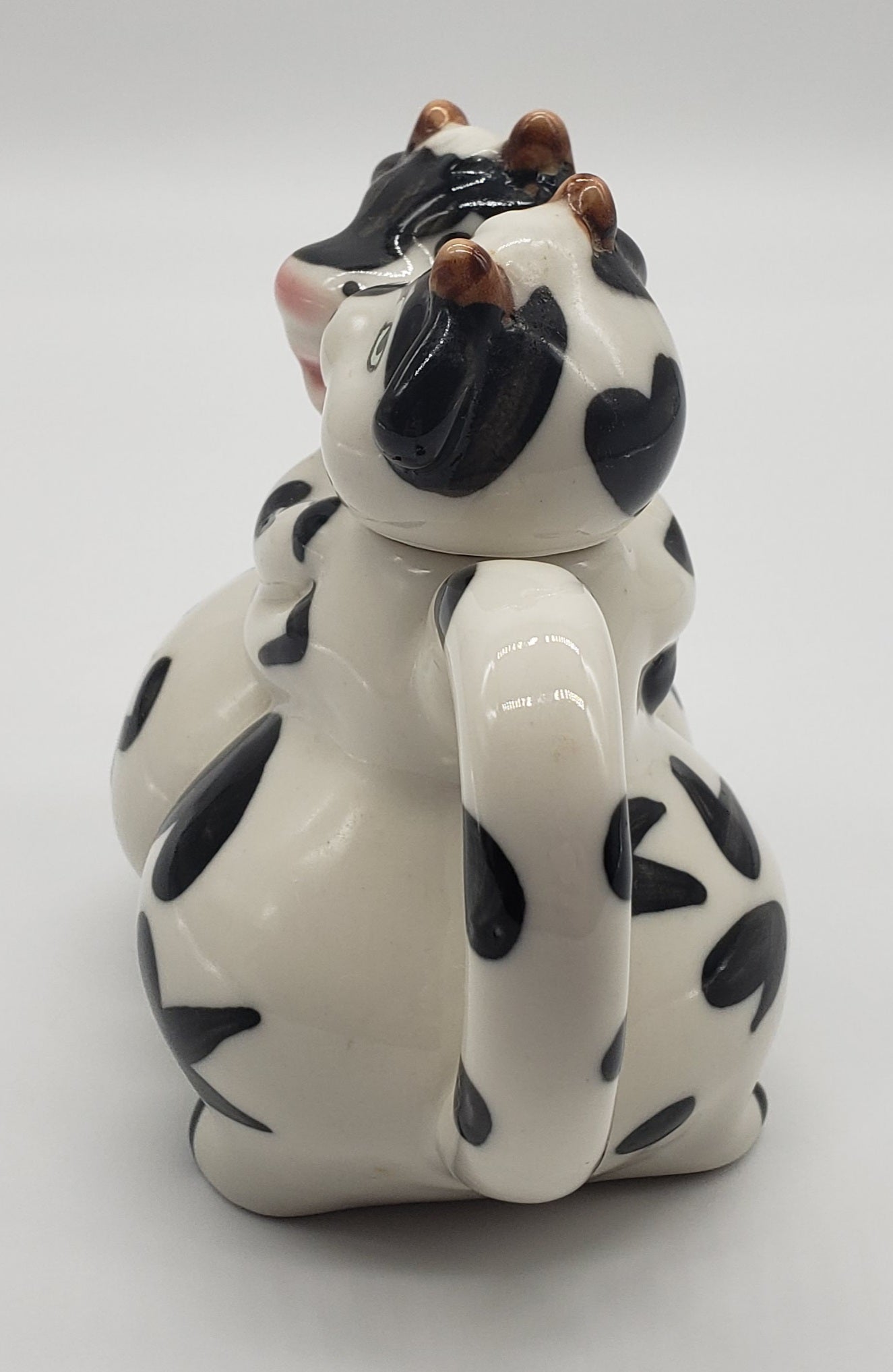 Hugging Cows Creamer