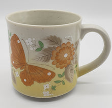 Load image into Gallery viewer, Botanical Flower w XXL Butterfly Coffee Mug
