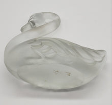 Load image into Gallery viewer, Fenton Art Glass Satin Velvet Frosted Glass Swan
