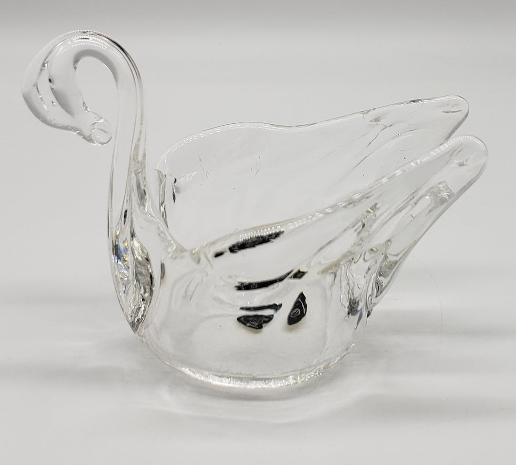 RIEKES CHALET Lead Crystal Glass Swan - Handcrafted in Canada
