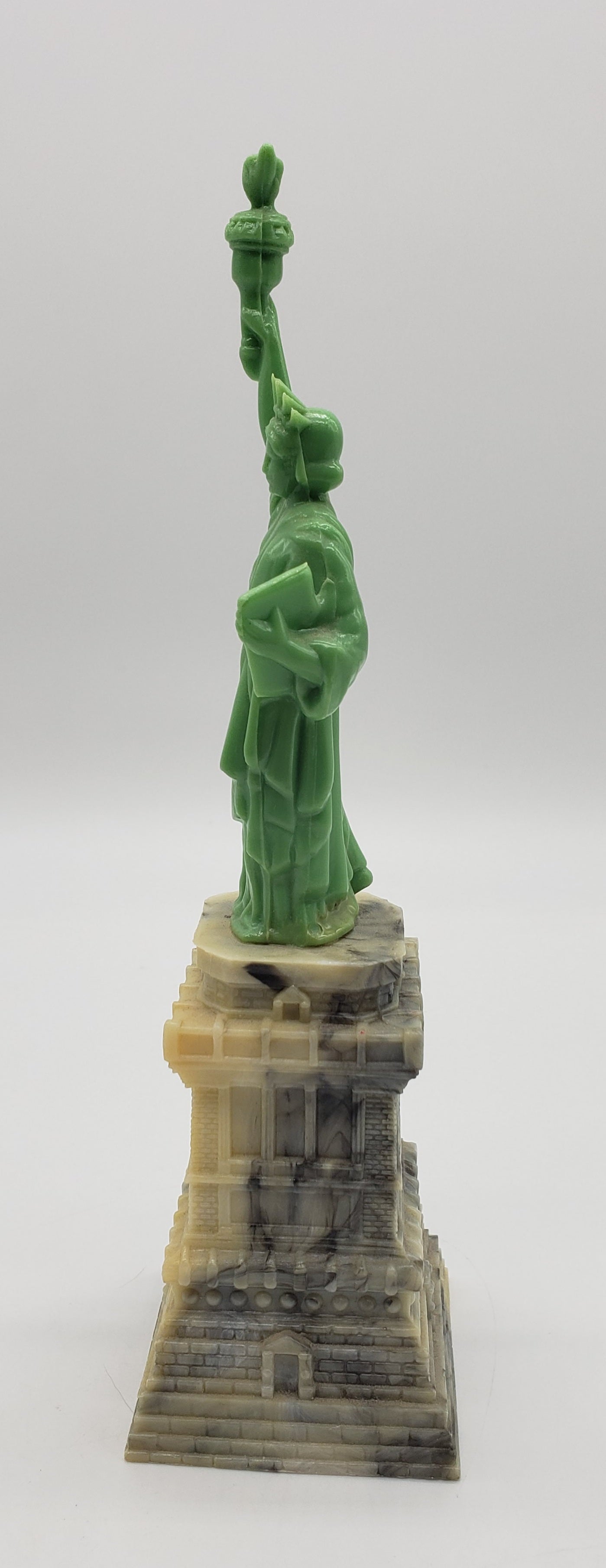 STATUE OF LIBERTY VINTAGE NY SOUVENIR MARBLEIZED ELLIS ISLAND STATUE FELT