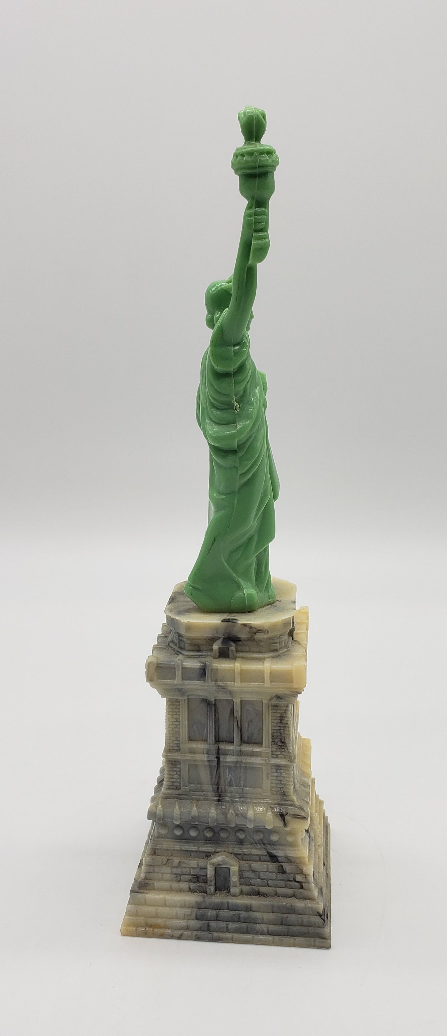 STATUE OF LIBERTY VINTAGE NY SOUVENIR MARBLEIZED ELLIS ISLAND STATUE FELT