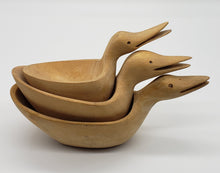 Load image into Gallery viewer, Vintage Duck Bowls Décor
