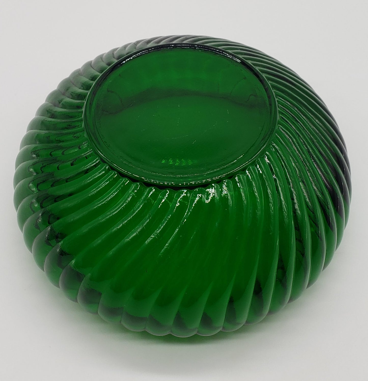 Anchor Hocking Emerald Green Swirl Bowl 6"