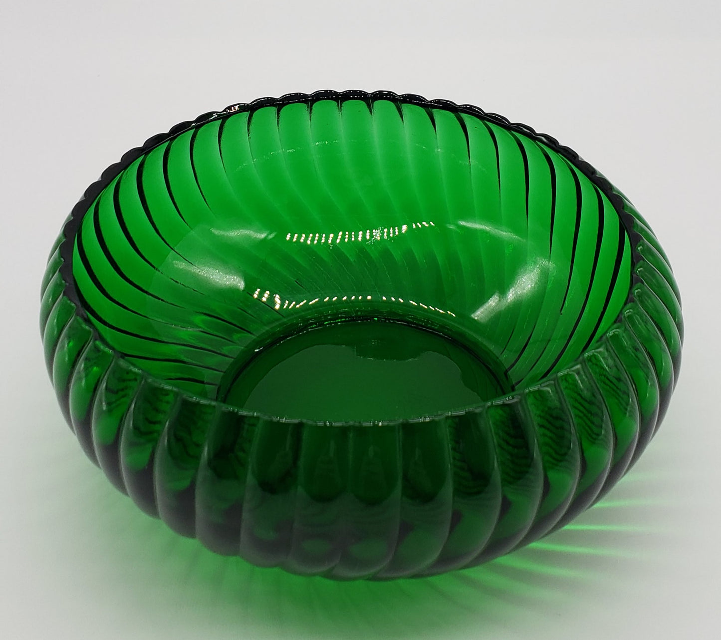 Anchor Hocking Emerald Green Swirl Bowl 6"