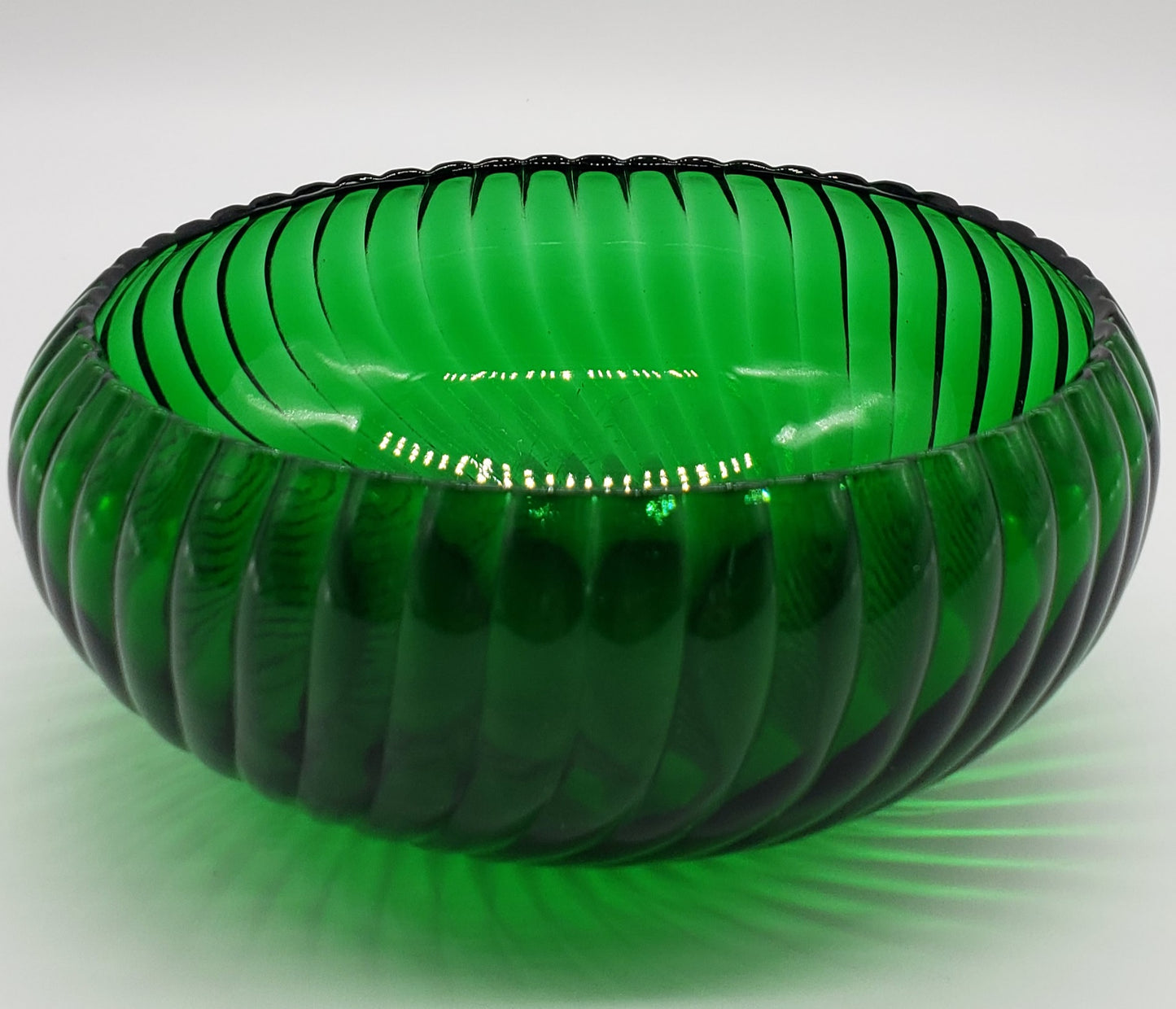 Anchor Hocking Emerald Green Swirl Bowl 6"