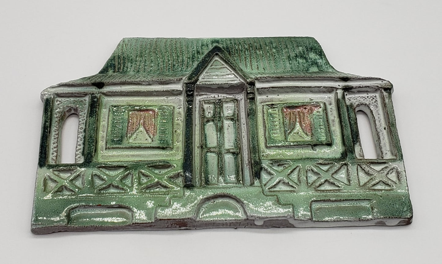 Fairfield Pottery Green House Wall Decor Plaque