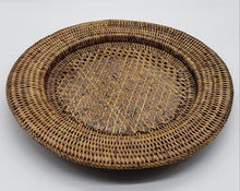 Load image into Gallery viewer, LA JOLLA ROUND RATTAN CHARGER PLATE
