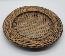 Load image into Gallery viewer, LA JOLLA ROUND RATTAN CHARGER PLATE
