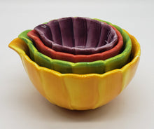 Load image into Gallery viewer, Set of 4 Pier One Measuring Bowls Nesting Bowls 1/4 to 1 Cup
