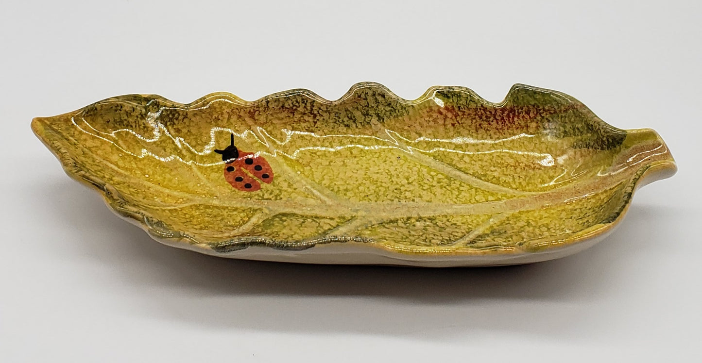 ITALICA ARS Hand Painted Italian Pottery Serving Dish Leaf w/ Ladybug 11.5x4.5"