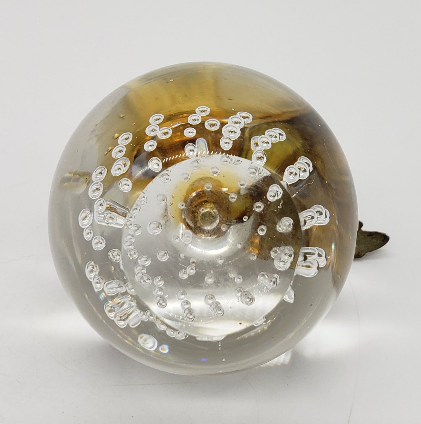 ART GLASS APPLE Paperweight Clear Controlled Bubbles Metal Gold Stem & Leaf