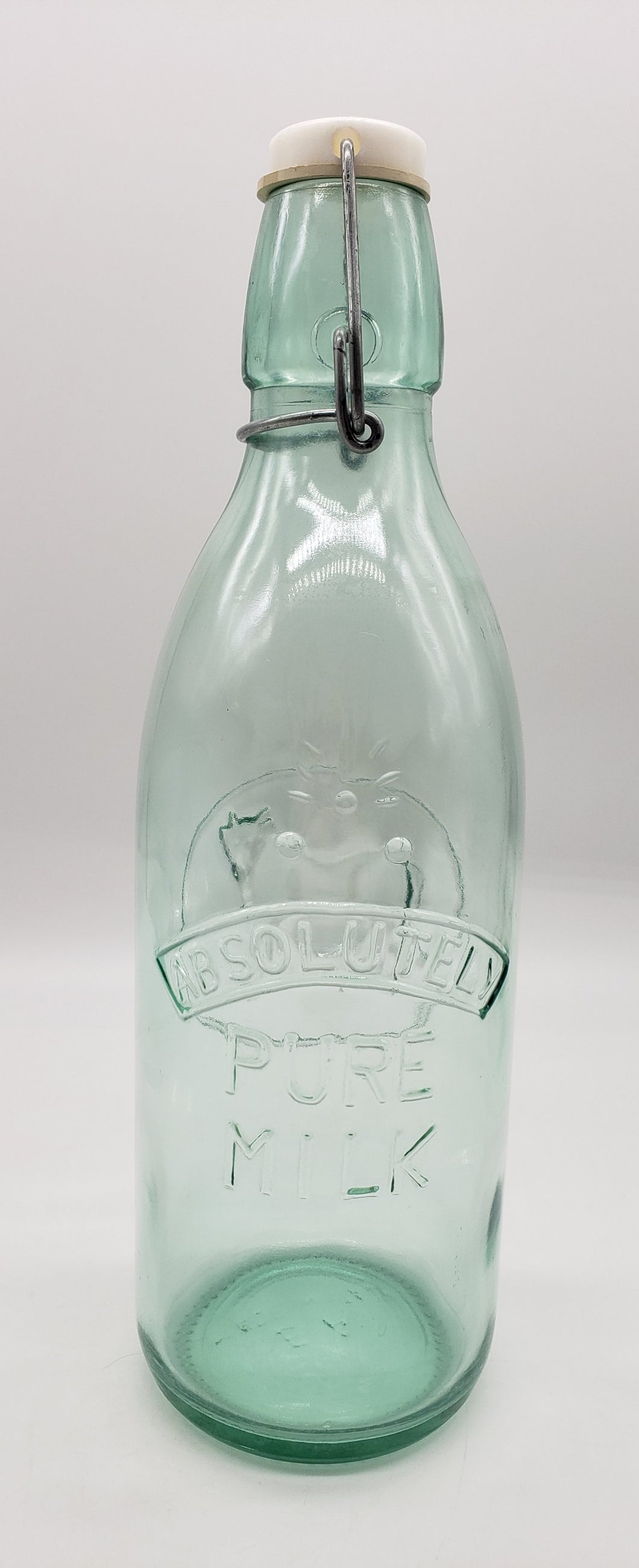 VINTAGE ABSOLUTELY PURE MILK BOTTLE MADE IN ITALY
