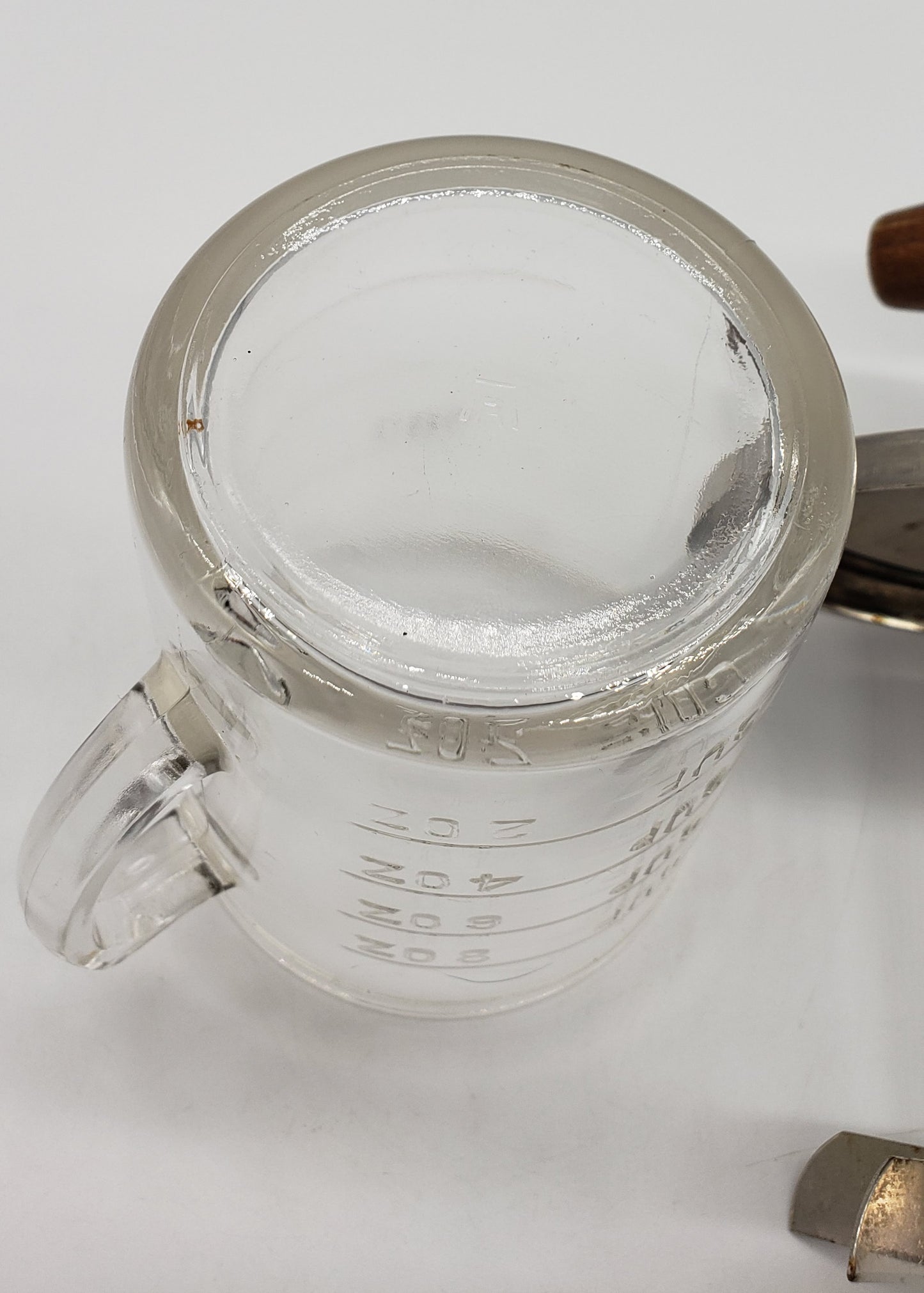 Vintage Hazel Atlas Glass Measuring Cup Androck Metal Nut Chopper Wood Handle 8 oz