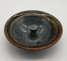 Load image into Gallery viewer, Deer Flat Pottery Apple Onion Baking Dish
