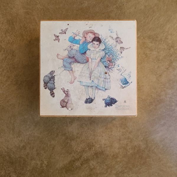 Schmid 1974 Hand Painted Norman Rockwell Music Box